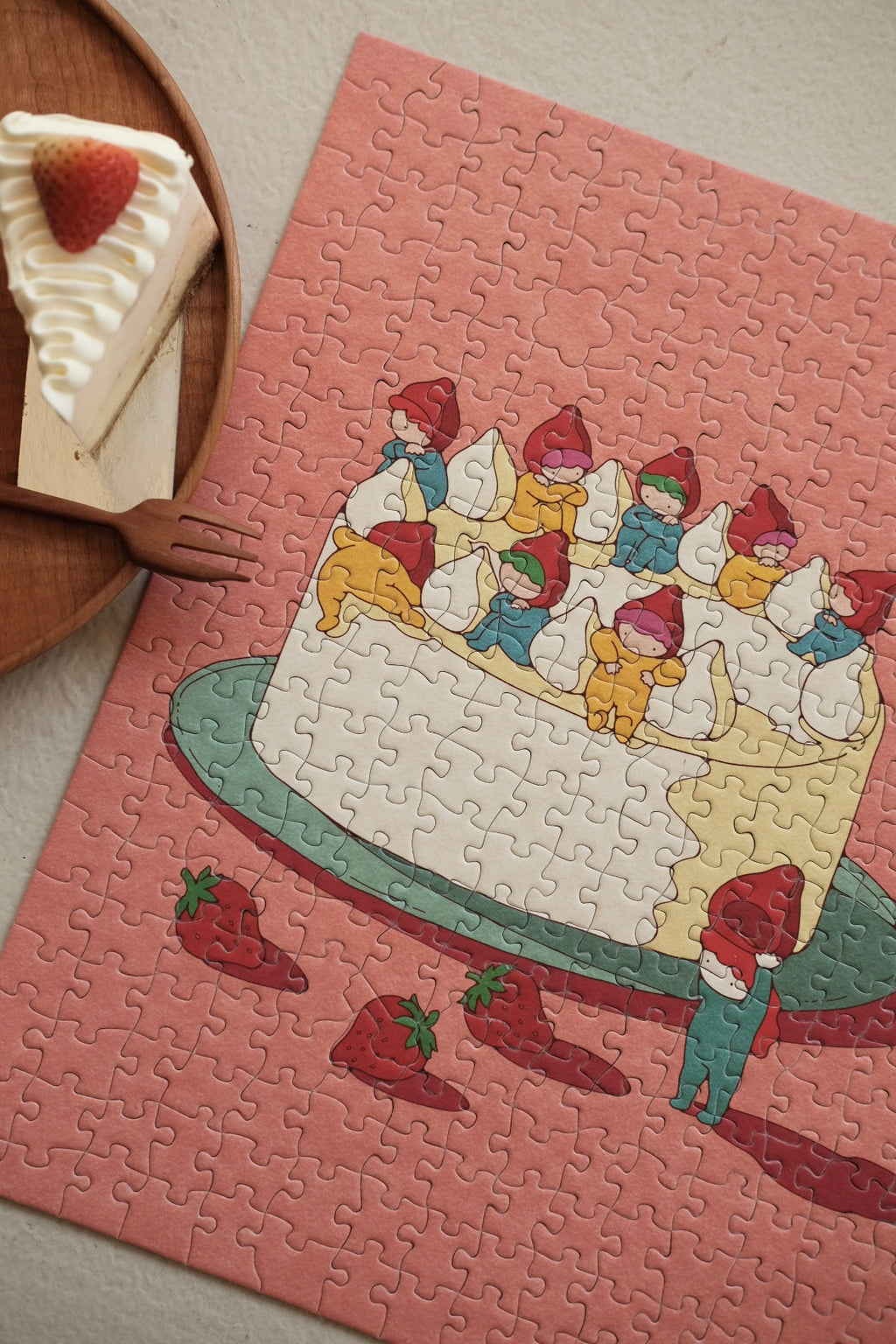 Asami Watanabe Strawberry Cake - 300 Piece Puzzle