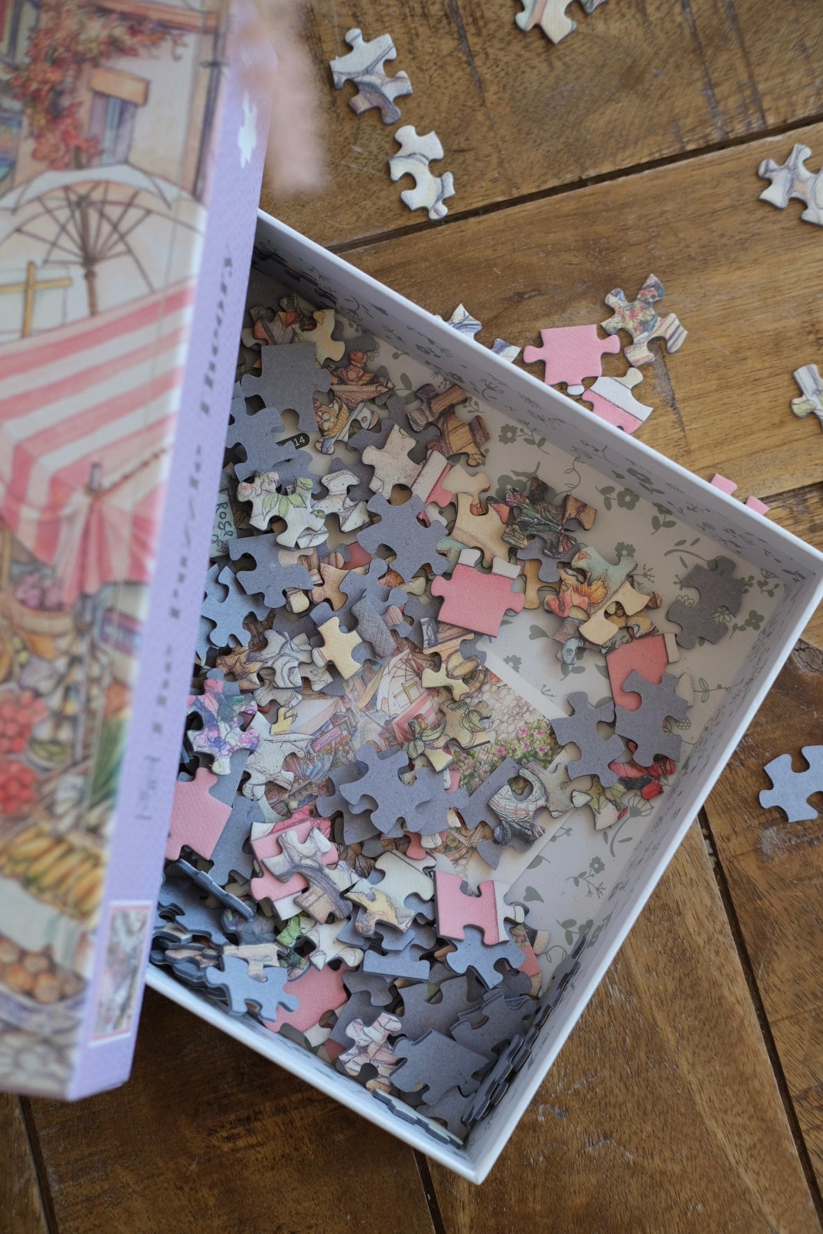 [Pre-Order] Kim Jacobs Market Day - 896 Piece Puzzle