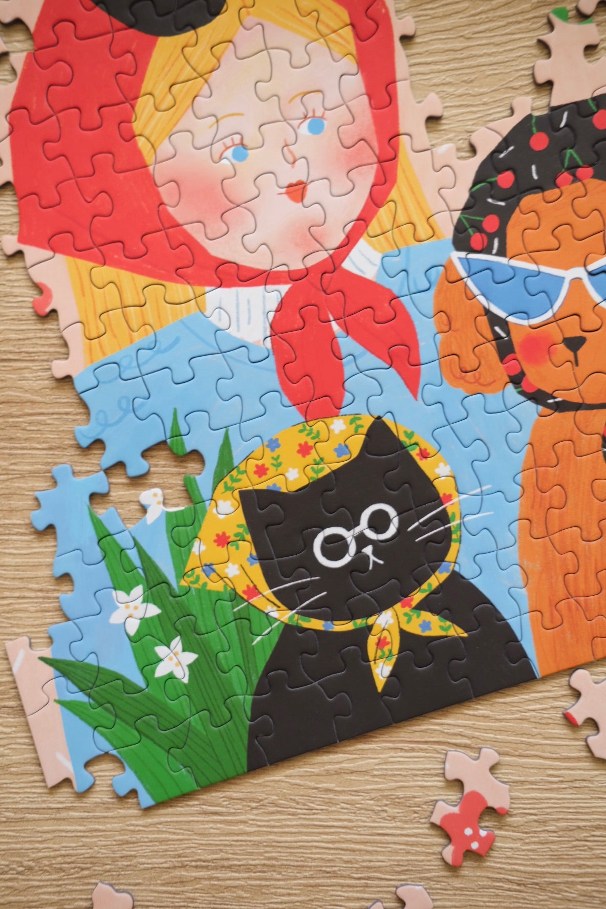 [Pre-order] Bubbie The Scarf Squad - 196 Piece Puzzle