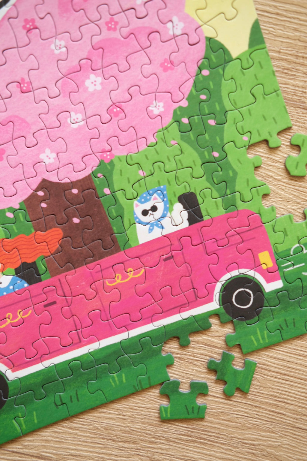 [Pre-order] Bubbie Blooming Drive - 196 Piece Puzzle